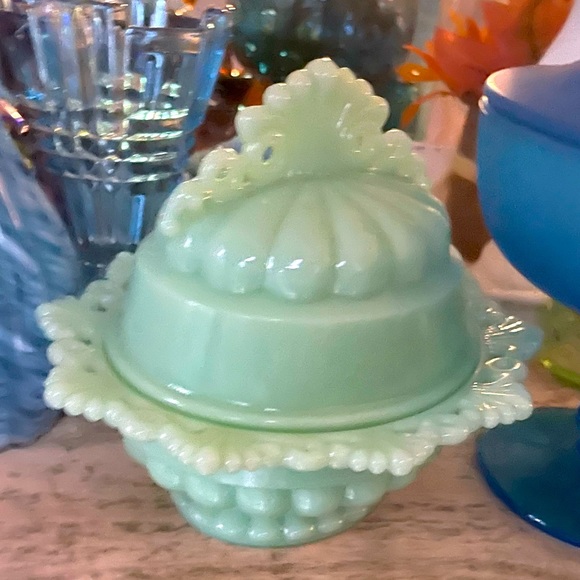 Vintage Other - Westmoreland 2003 cast jadite compote no chips cracks.